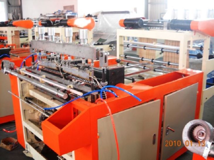 Heat Sealing Heat Cutting Bag Making Machine Heat Sealing Heat Cutting Bag Making Machine